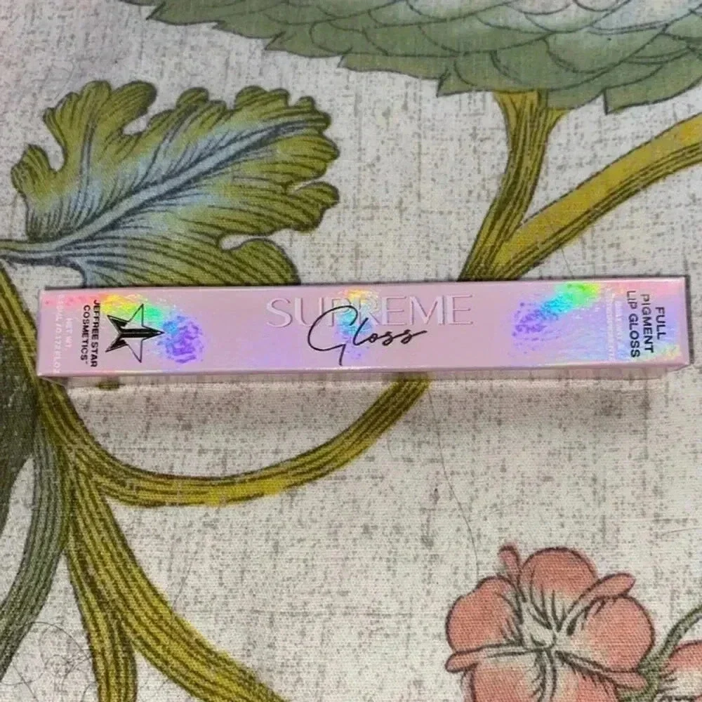 Jeffree Star Supreme Gloss Lip Gloss Everybody Knows Shine Effect